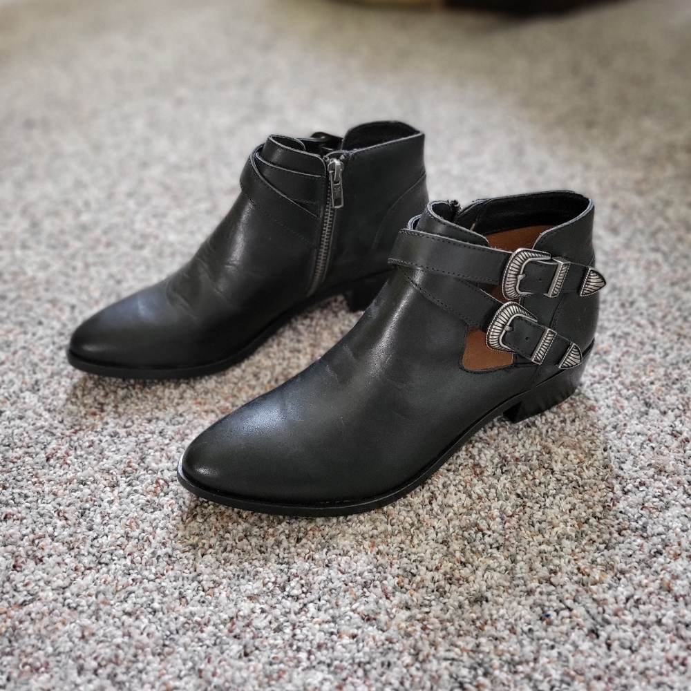 Frye Black Leather Booties with Silver Buckles.  Womens Size 8M.  NWOT